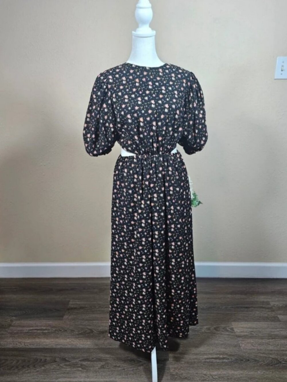 WAYF Marcela Black Ditsy Floral Side Cut-Out Midi Dress Sz Medium NWT